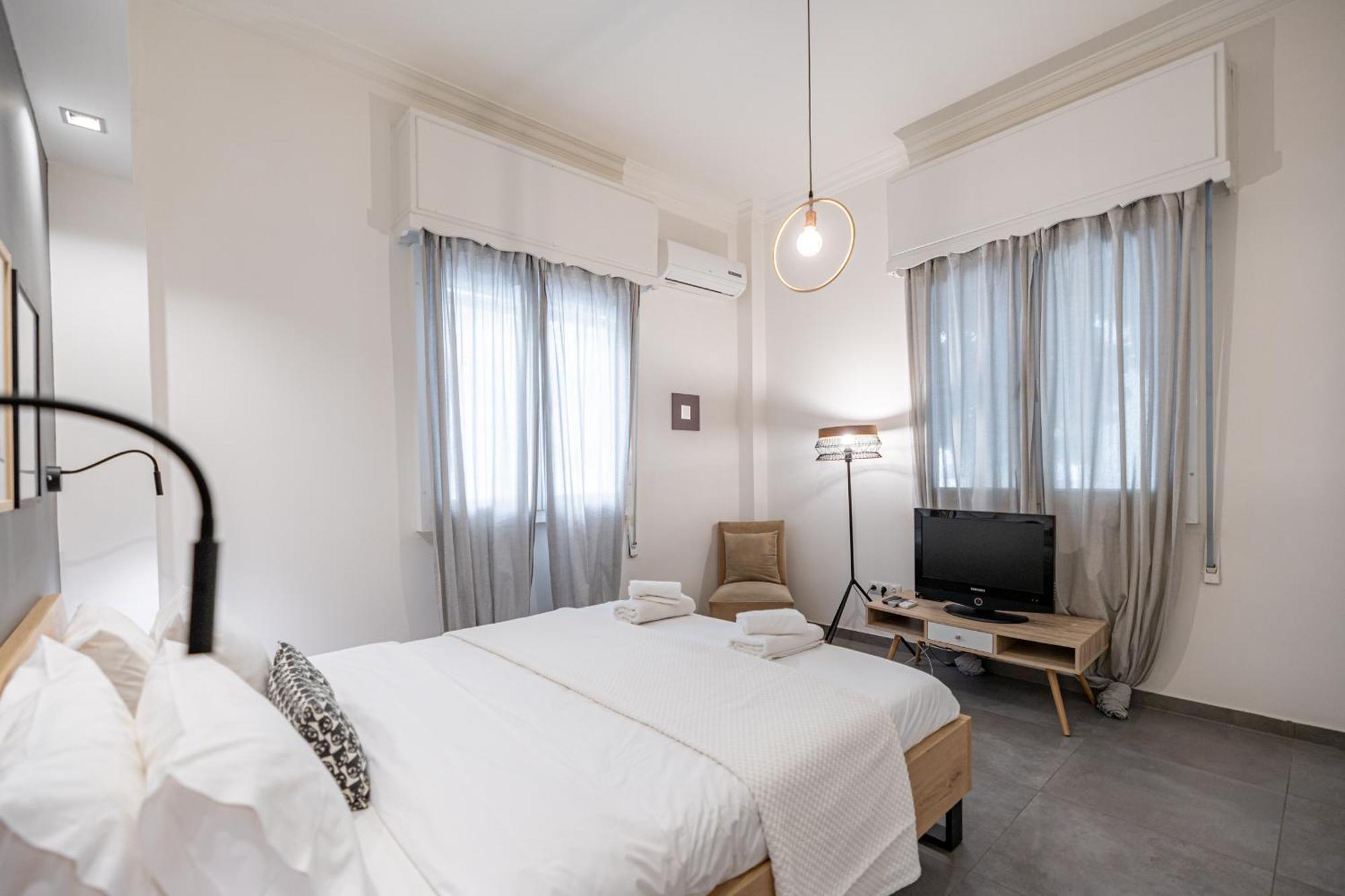 Ports Crossroad C Apartment Piraeus Exterior photo